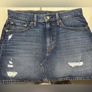 Levi’s skirt
